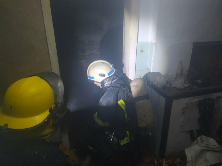 В Мелитополе ночью едва не сгорел частный дом  (фото)