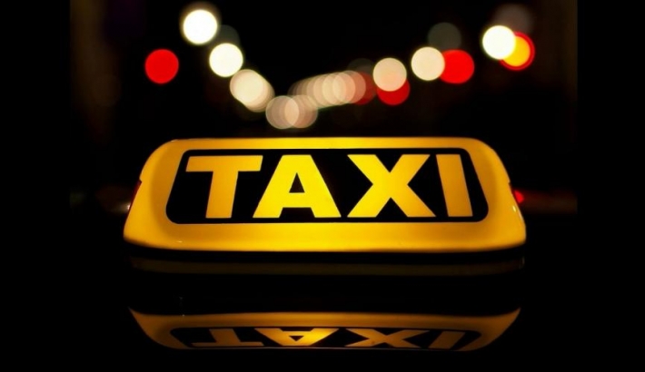 В Мелитополе из-за гололеда такси удвоили цены