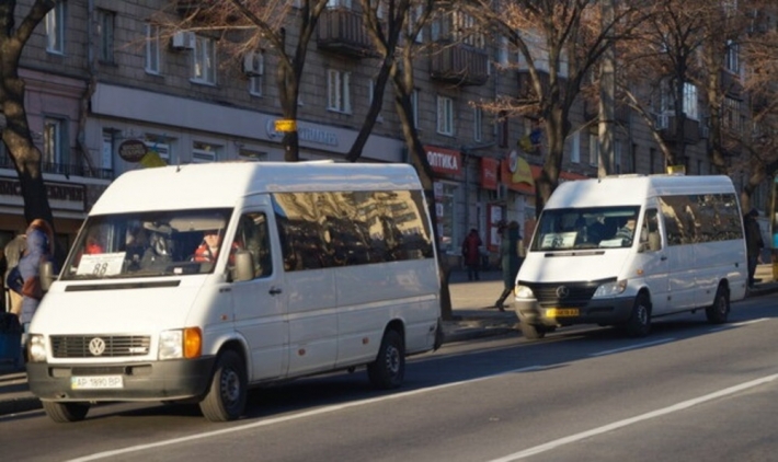 Жители Мелитополя по телефонам смогут отслеживать движение междугородних маршруток
