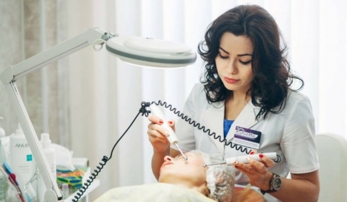 Косметолог рассказала о моде на процедуры в Мелитополе - что чаще всего делают