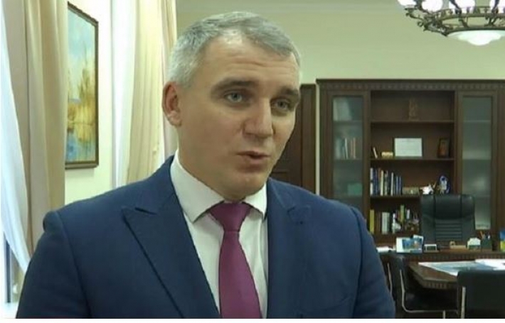 Мэр Николаева попал в новый скандал с вакцинацией (видео)