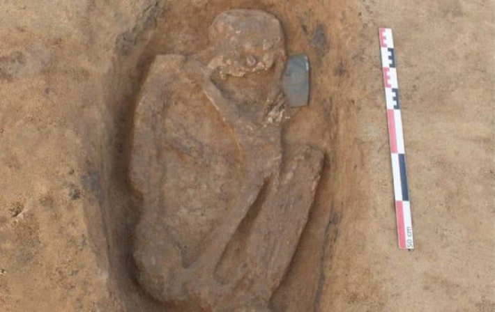 В Египте археологи обнаружили загадочные гробницы: им больше 8000 лет (фото)