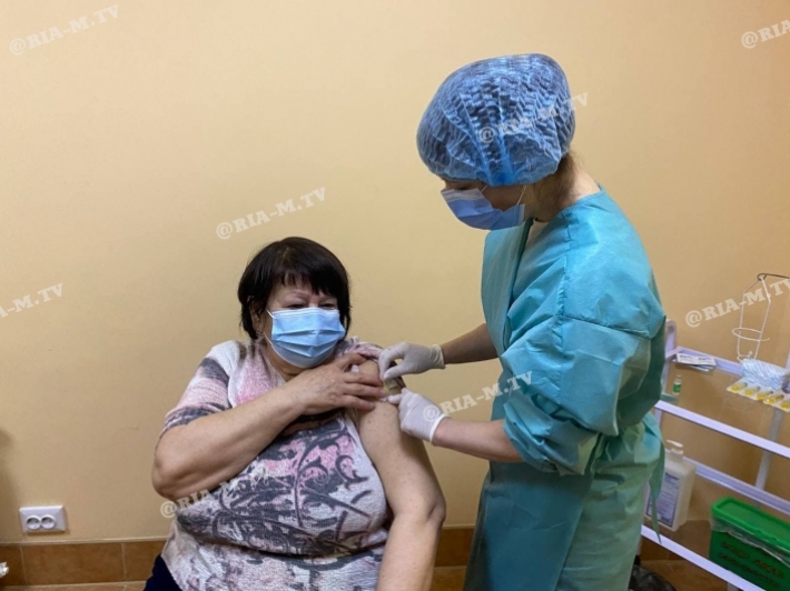 В Мелитополе горожане ждут вакцину «Спутник» и «Пфайзер» (видео, фото)