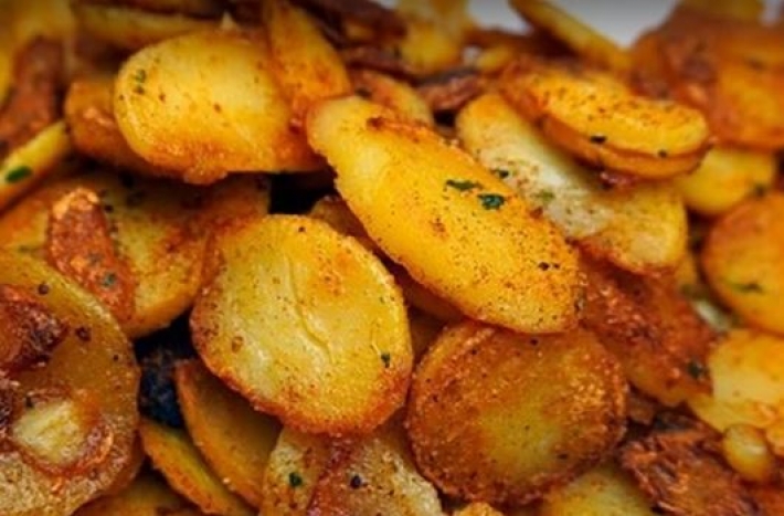 Эксперт назвал продукт, непригодный для употребления с картофелем