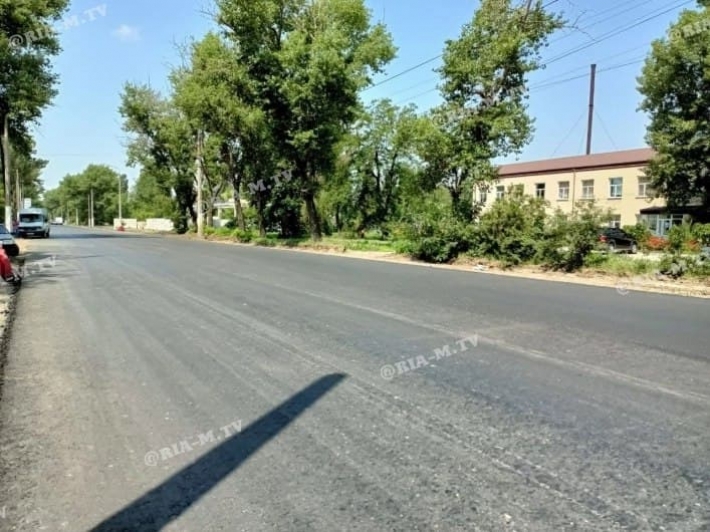 В Мелитополе озеленят Каховсское шоссе и отремонтируют остановку (фото, видео)