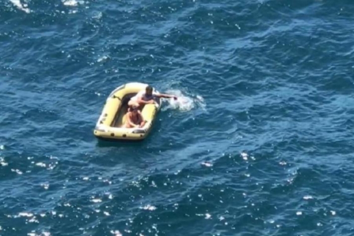 Жителя Мелитополя на резиновой лодке унесло в открытое море