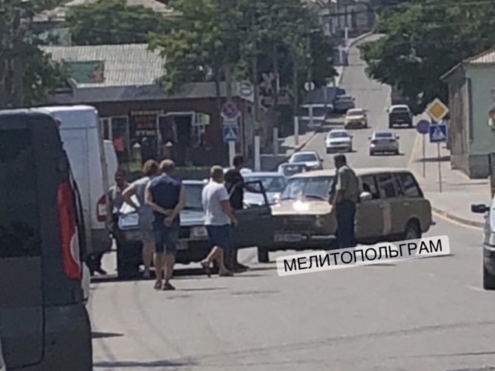 В Мелитополе в ДТП попали два ВАЗа (фото)