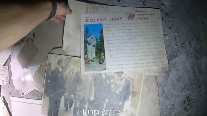 В Мелитополе в заброшенном здании нашли уникальные архивные фото (видео)