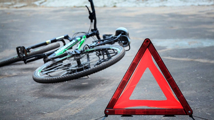 В Запорожской области машина сбила ребенка на велосипеде