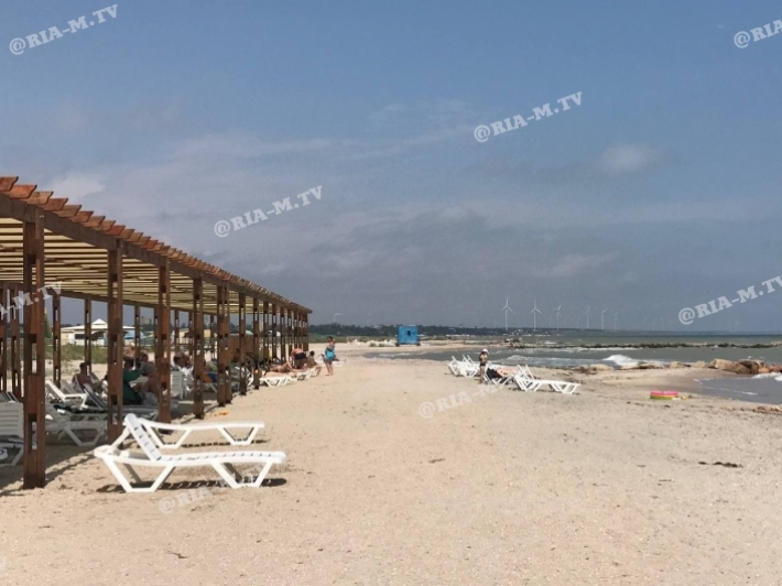 Огромные пляжи и никаких медуз – где на Азовском море рай для отдыхающих (фото)
