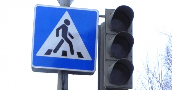 В Мелитополе на оживленном перекрестке не работает светофор (фото)