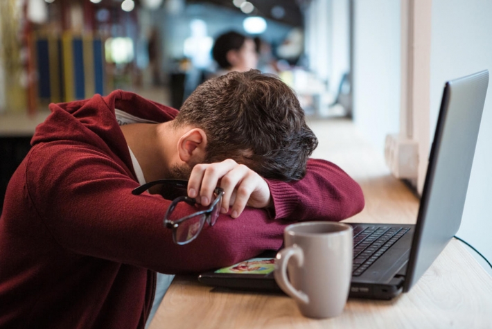 Пять реальных проблем со здоровьем, которые списывают на усталость
