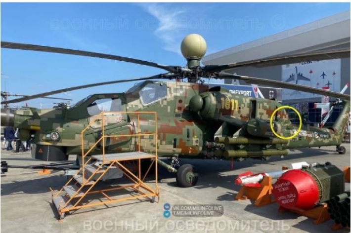 "Нано-технологии" в действии: в России на боевом вертолете увидели странную деталь, фото