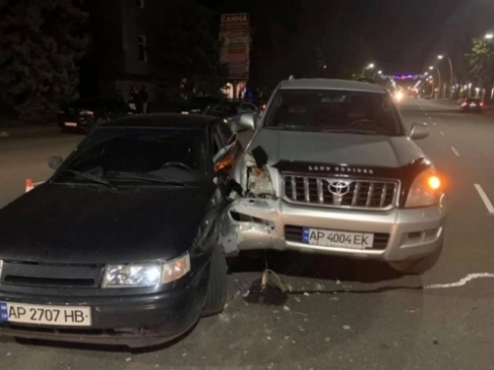 В Мелитополе пострадал водитель ВАЗа в ДТП с авто полицейского
