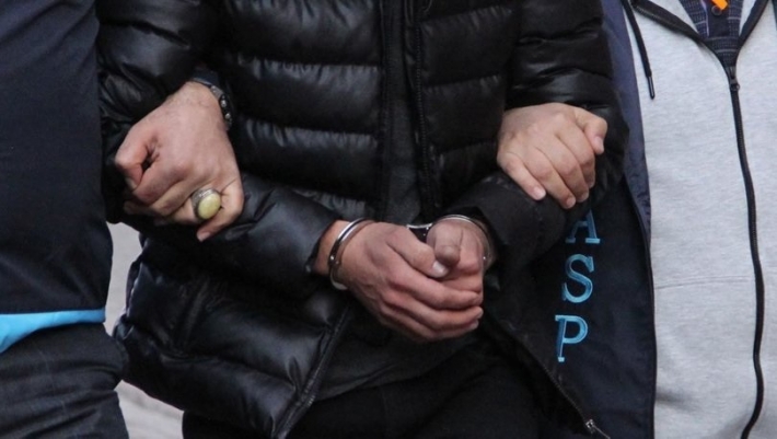В Турции задержали вооруженного шпиона с паспортом РФ и его подельников: фото и видео