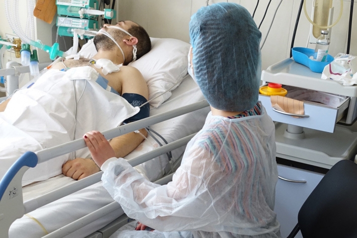 В Мелитополе в больнице находится пострадавший в ДТП мужчина - нужна помощь