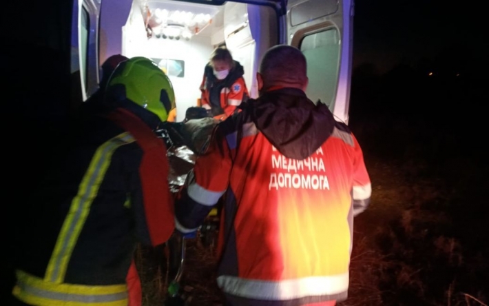 В Ровенской области между вагонами нашли 12-летнего парня: подросток в тяжелом состоянии