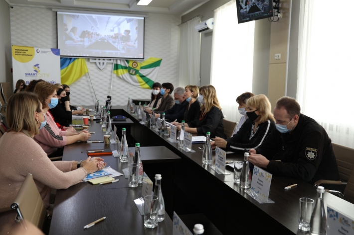 В Мелитополе предприниматели с властью обсудили проблемы карантина (фото)