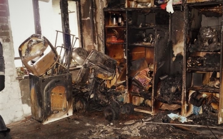 Стали известны подробности масштабного пожара в общежитии Запорожья (фото)