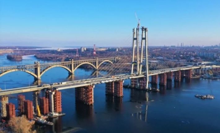 Фотография вантового моста в Запорожье стала одной из лучших в мире (фото)