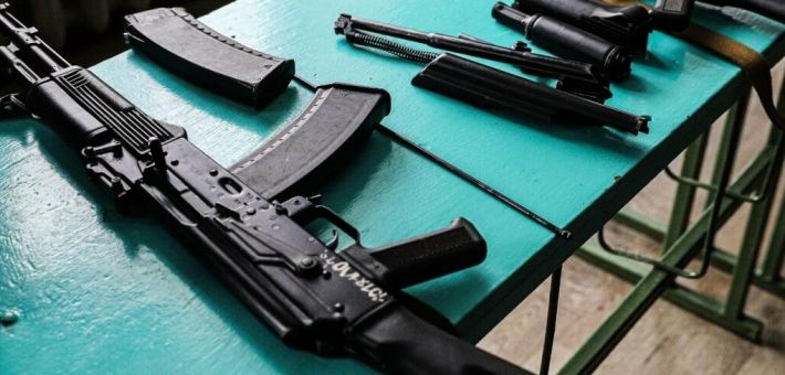 В Запорожской области добровольческие формирования получили стрелковое оружие