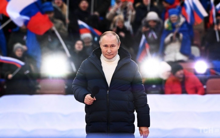 На "праздник" аннексии Крыма в Москве свезли бюджетников и подкармливали перловкой
