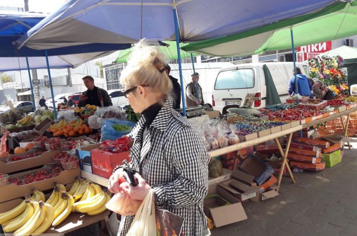 Перед Пасхой в Мелитополе подскочили цены на продукты (видео)