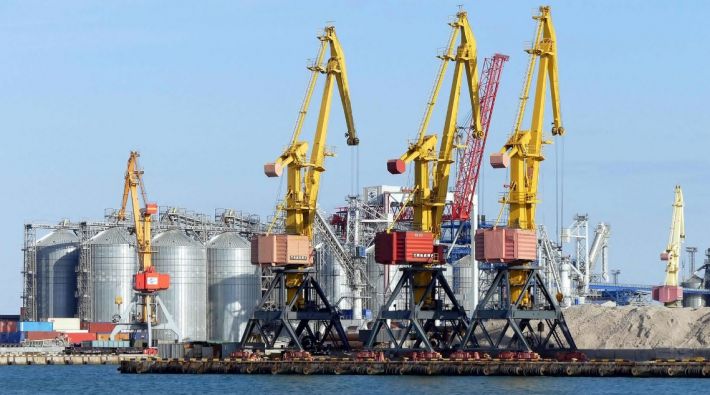 Россияне по морю вывезли из Бердянска 7 тыс. тонн зерна