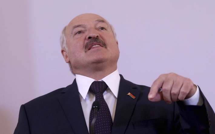 "Вырезали у погибших людей из трупов органы": Лукашенко придумал фейк об убийстве белорусов в Украине