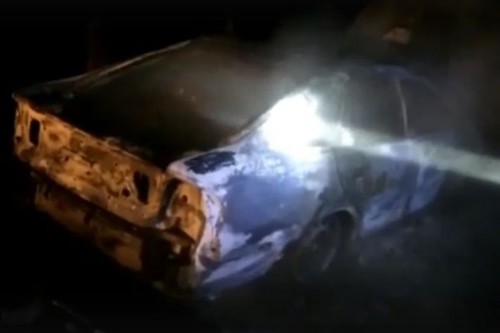 На трассе Мелитополь-Запорожье стоит сгоревший автомобиль с трупами в салоне - соцсети