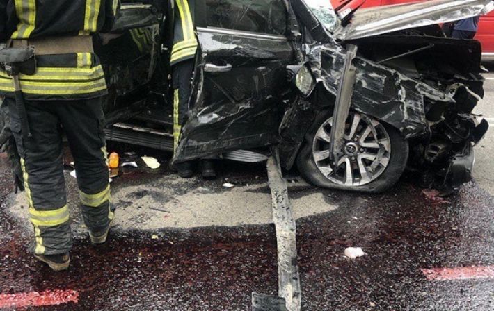 На Херсонщині вісім людей постраждали у ДТП із російським Градом