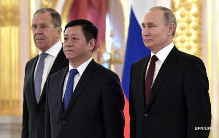 Китай назвав США "призвідником" війни в Україні