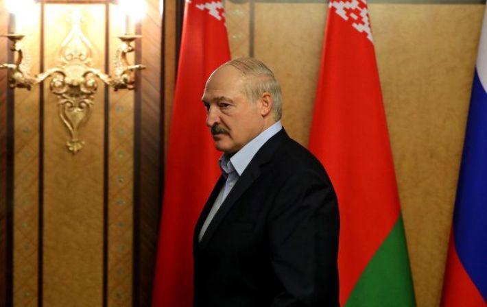 Лукашенко поздравил Украину с Днем Независимости, цинично пожелав "мирного неба"