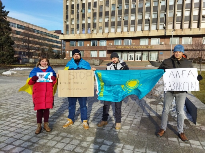 Акция в поддержку казахского народа 1