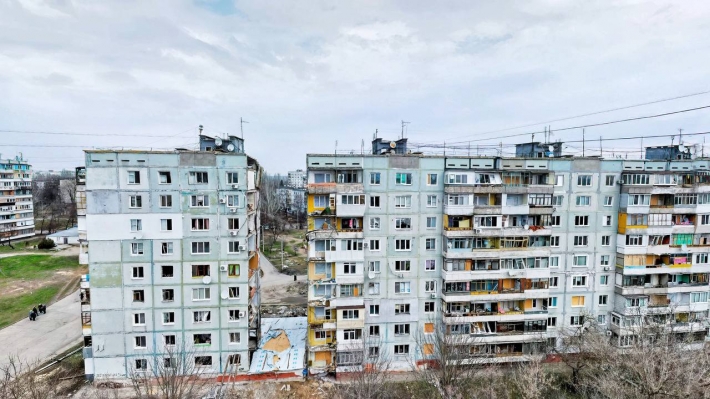 В Запорожье жителям разрушенного российскими ракетами дома дадут сертификаты на приобретение нового жилья (фото)