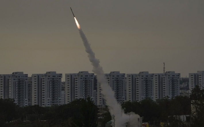 Як Ізраїль зміг збити понад 300 ракет та БПЛА Ірану — аналіз CNN