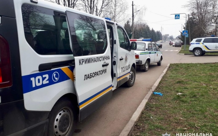 В Винницкой области неизвестные расстреляли полицейских – один погиб