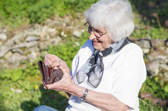 Пенсіонерам у Мелітополі доступні меценатські пенсії: ПФУ розповів, коли і скільки видадуть