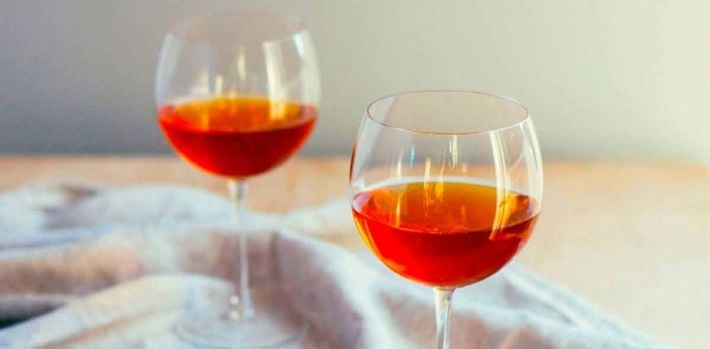 Помаранчеві вина: особливості виготовлення та смакові переваги