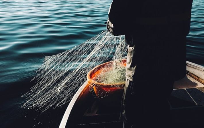 На Полтавщині рибалка кидався рибою у поліцейських
