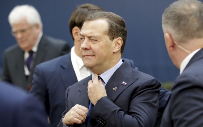 Медведев выступил с прямой ядерной угрозой двум странам Европы