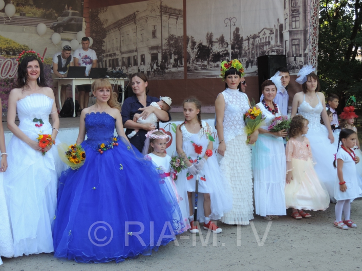 Парад невест в Мелитополе