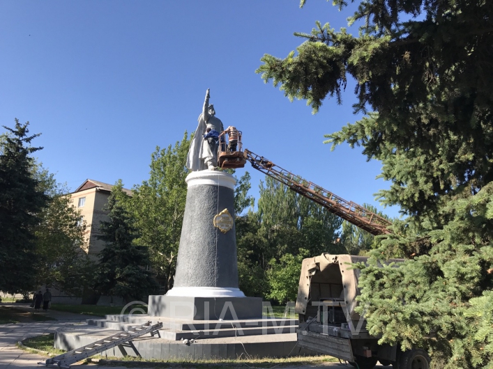 Памятник Хмельницкому