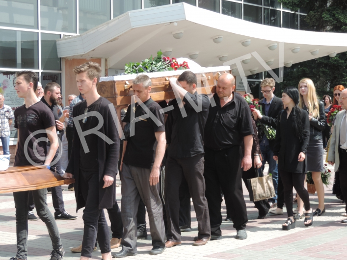 Туменко похороны в ДК Шевченко