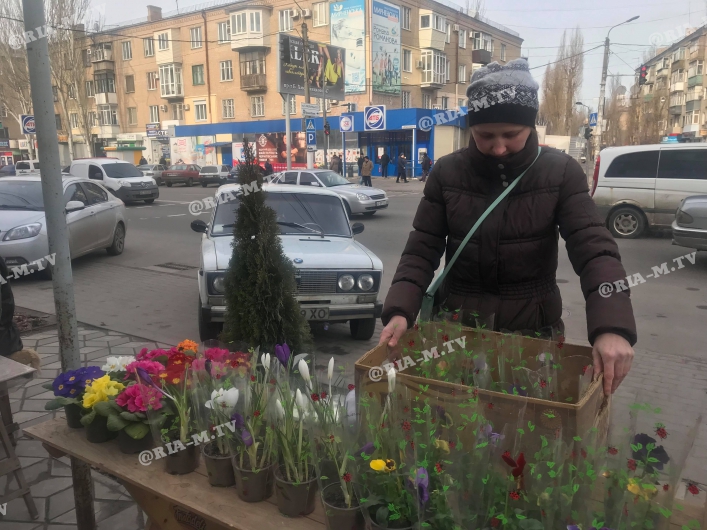 Продажа цветов на Красноармейской