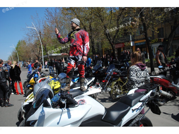 Мотоциклы в центре города