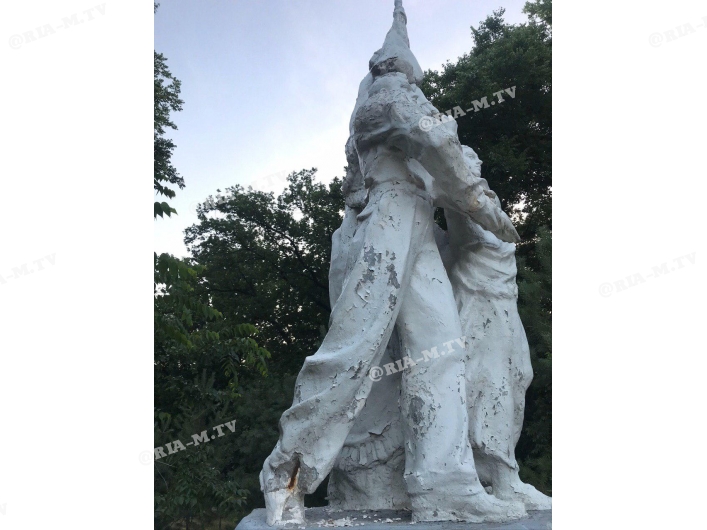 Скульптура в парке Горького