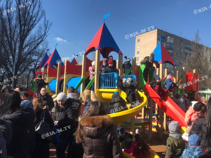Праздник на детской площадке Булочная