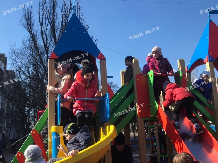 Праздник на детской площадке Булочная