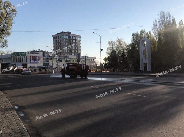 Обработка улиц в Мелитополе